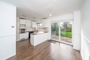 DINING KITCHEN- click for photo gallery
